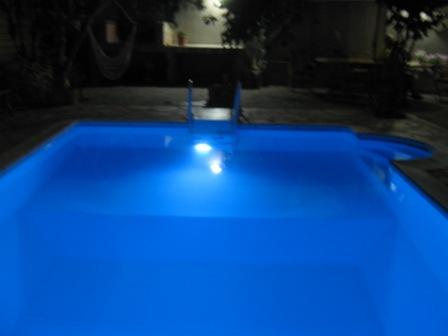 led blue ferrra pischin 016.jpg